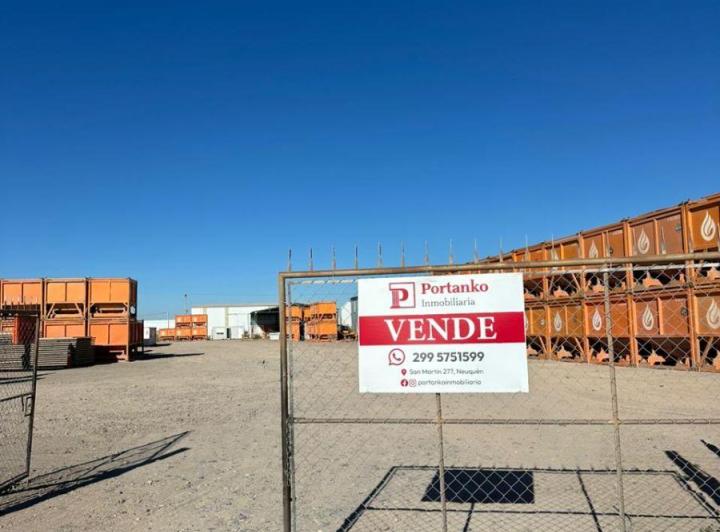 Bodega-Galpón · 300m²