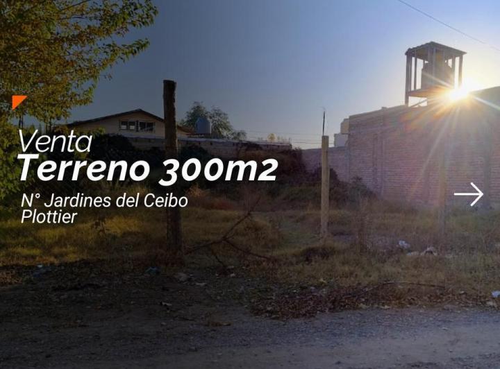 Terreno · 300m²