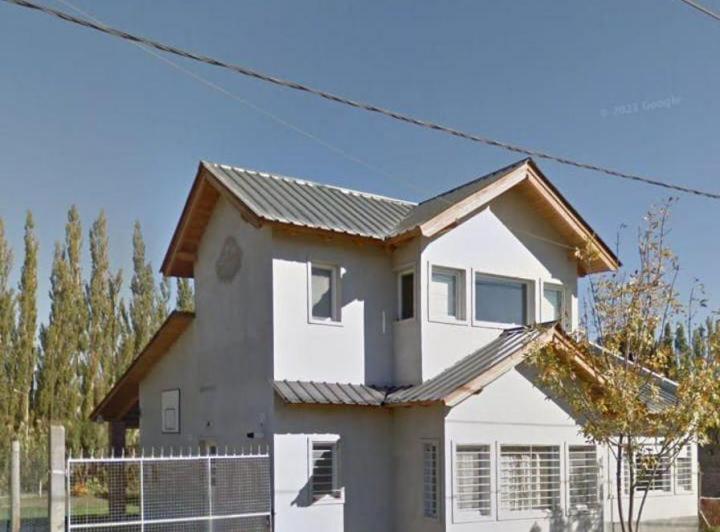 Casa · 170m² · 6 Ambientes · 2 Cocheras