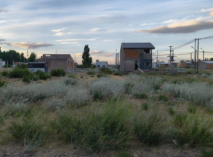 Terreno · 300m²