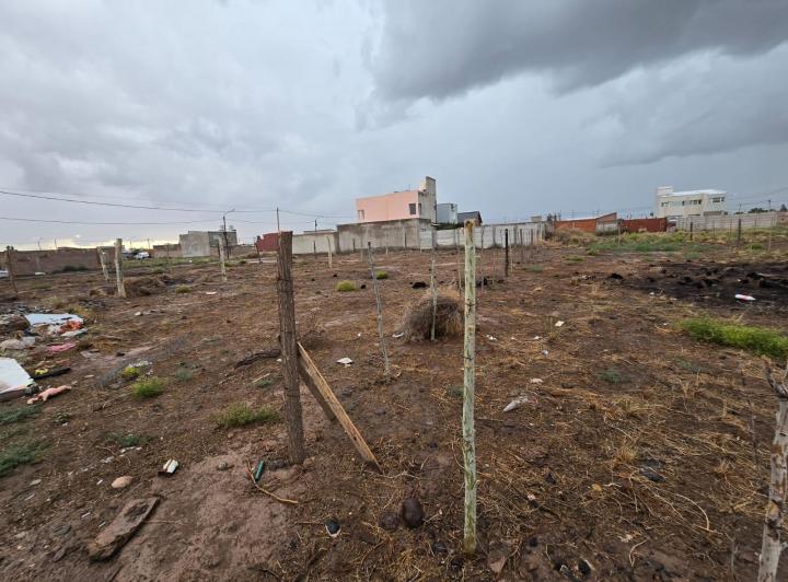 Terreno · 300m²