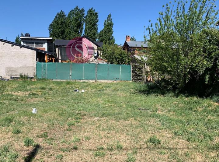 Terreno · 375m²