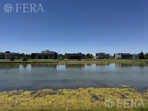 Terreno en Venta en San Lucas, Canning