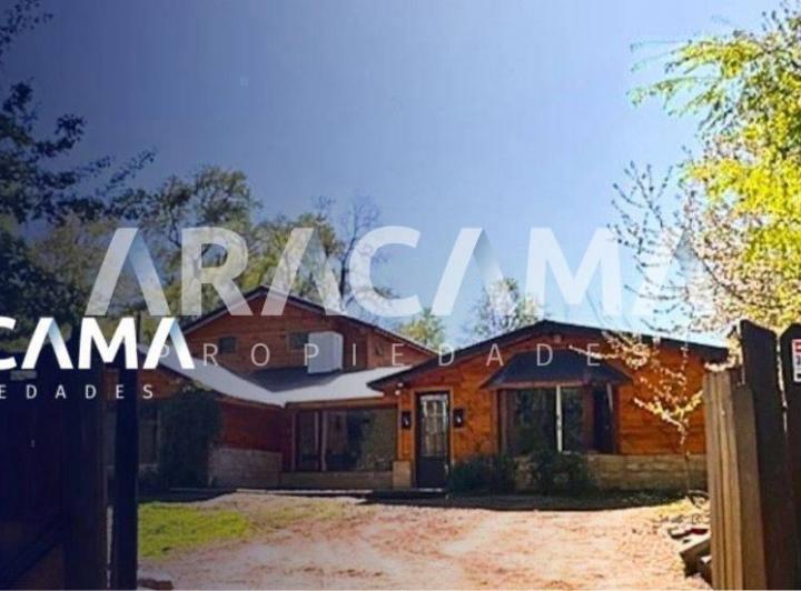 Casa · 240m² · 5 Ambientes