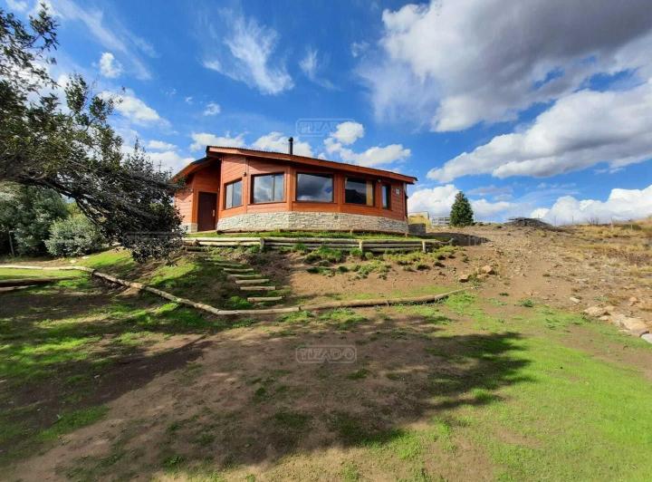 Casa · 75m² · 2 Ambientes · 1 Cochera