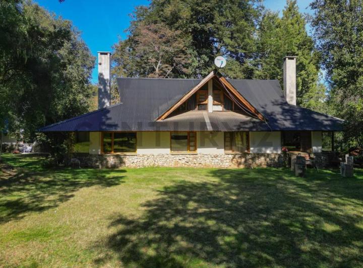 Casa · 78m² · 3 Ambientes · 1 Cochera