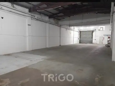 Galpón en Venta en Villa Sarmiento, Partido de Morón