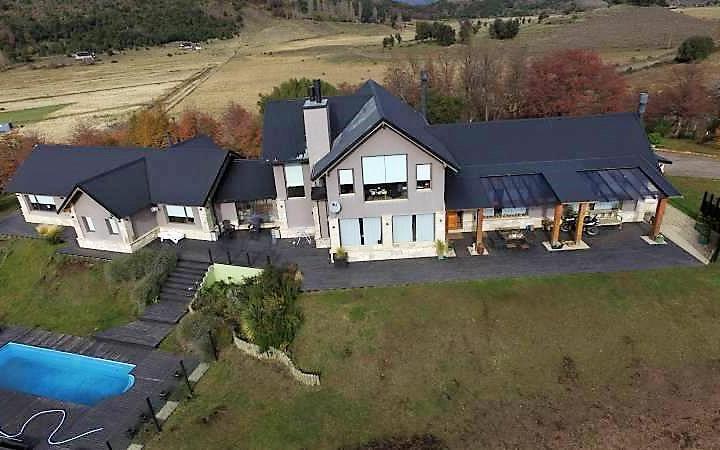 Casa · 1000m² · 5 Ambientes