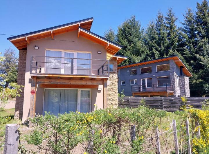 Casa · 126m² · 4 Ambientes · 1 Cochera
