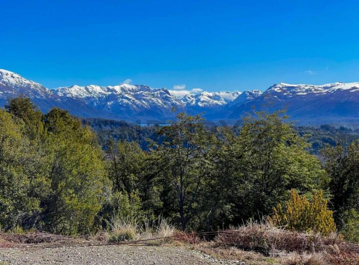 Terreno · 741m²