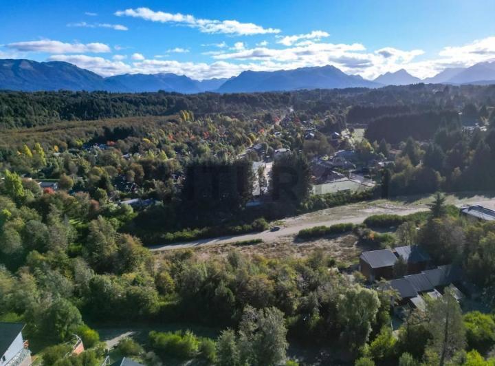 Terreno · 3216m²