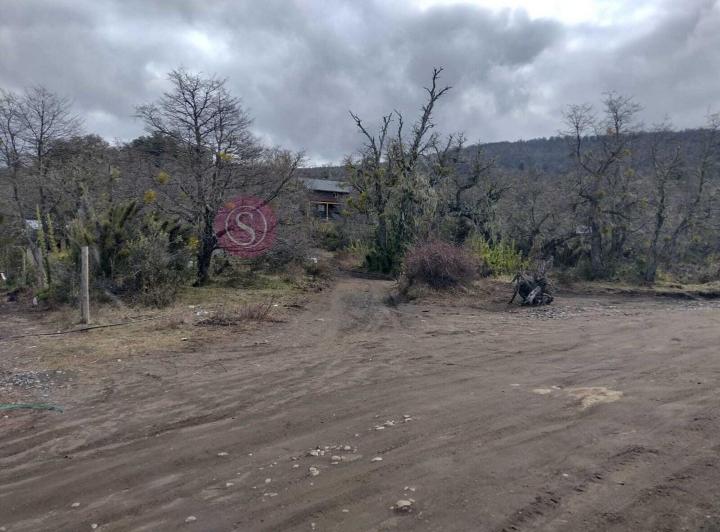 Terreno · 600m²