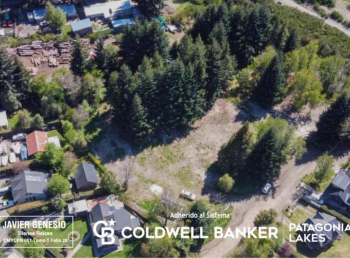 Terreno · 1832m²