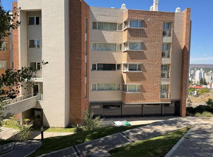 Departamento · 134m² · 4 Ambientes · 2 Cocheras