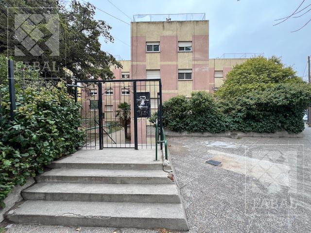 Departamento · 73m² · 4 Ambientes · 1 Cochera