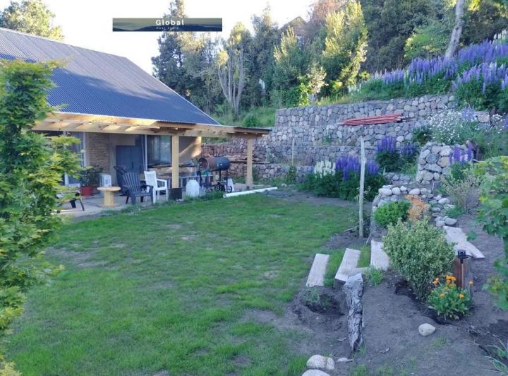 Casa · 223m² · 6 Ambientes · 1 Cochera