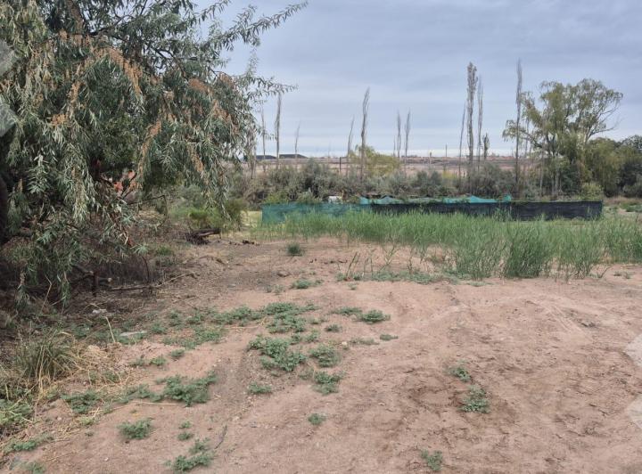 Terreno · 903m²