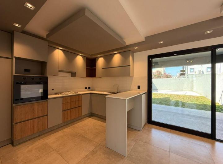 Casa · 150m² · 1 Ambiente