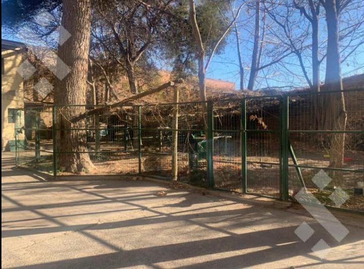 Terreno · 437m²