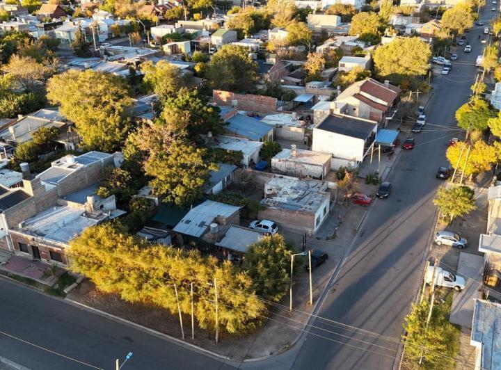 Terreno · 81m²