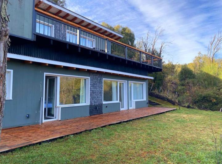 Casa · 2000m² · 6 Ambientes