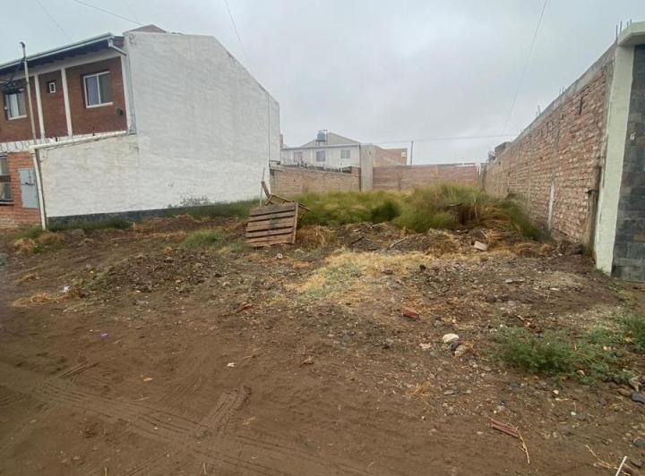 Terreno · 400m²