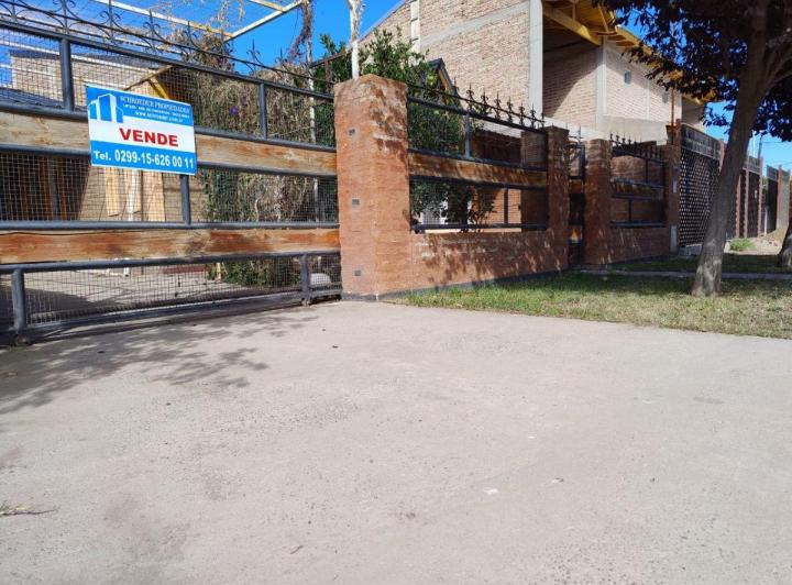 Casa · 136m² · 3 Ambientes · 1 Cochera
