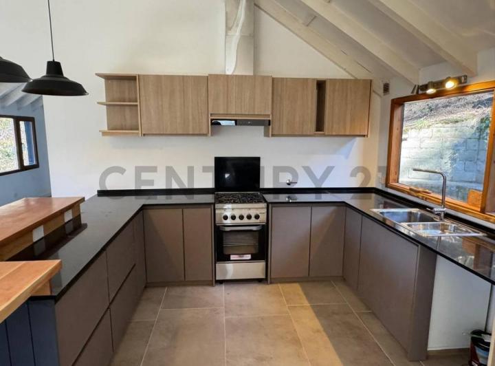 Casa · 196m²