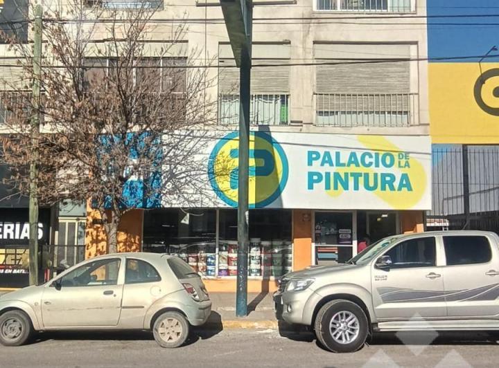 Local comercial · 206m² · 4 Ambientes