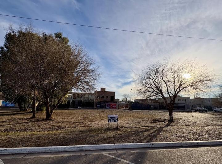 Terreno · 1032m²