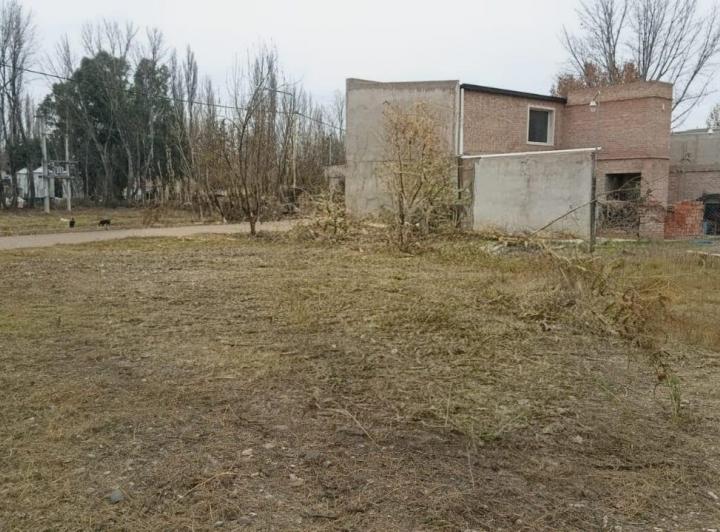 Terreno · 365m²