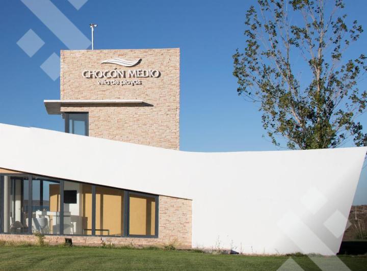 Terreno · 808m²
