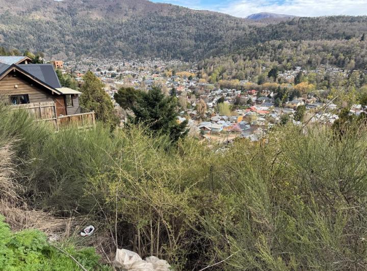 Terreno · 633m²