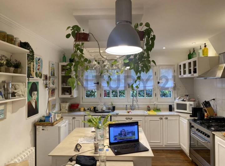 Casa · 336m² · 7 Ambientes