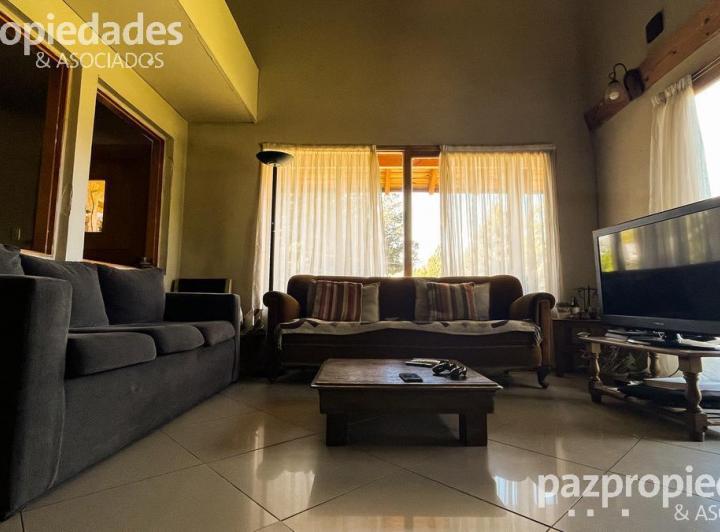 Casa · 175m² · 3 Ambientes · 1 Cochera