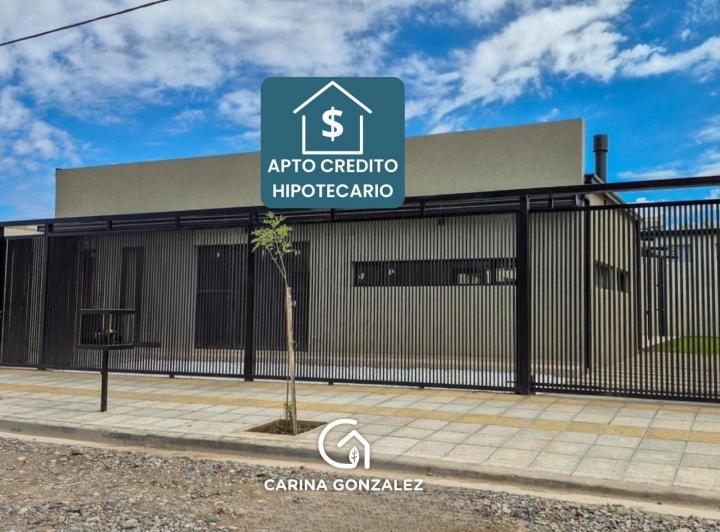 Casa · 172m² · 4 Ambientes · 2 Cocheras
