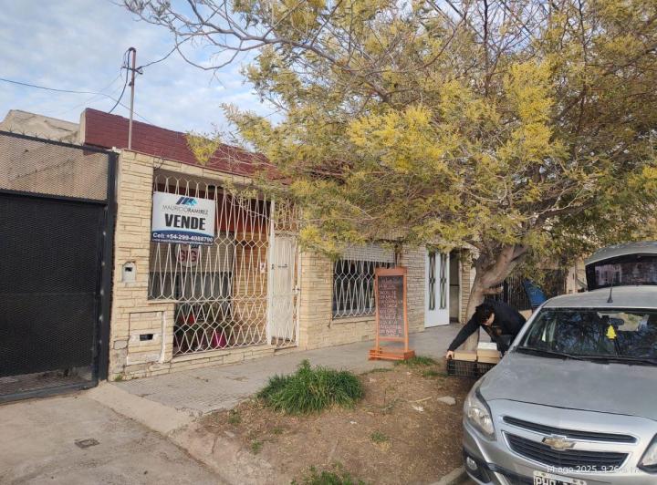 Casa · 300m² · 7 Ambientes · 1 Cochera