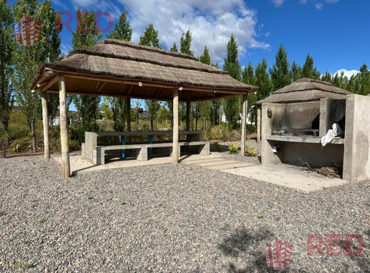Terreno · 595m²