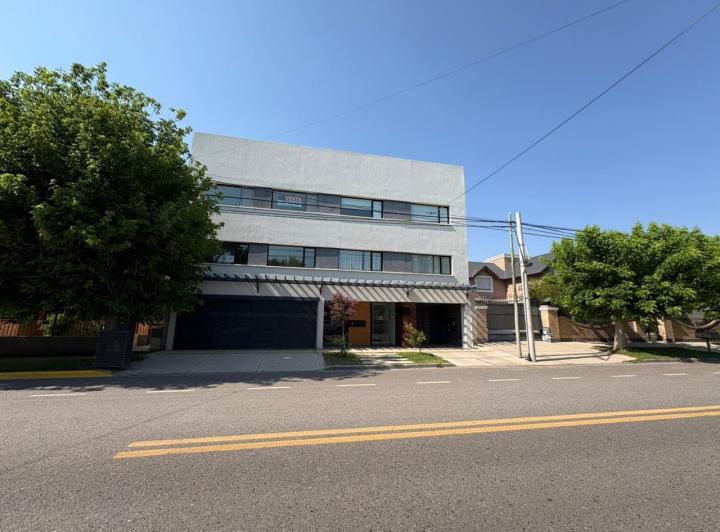 Departamento · 81m² · 2 Dormitorios · 2 Cocheras