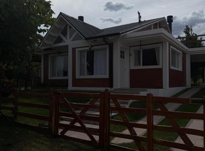 Casa · 155m² · 2 Dormitorios