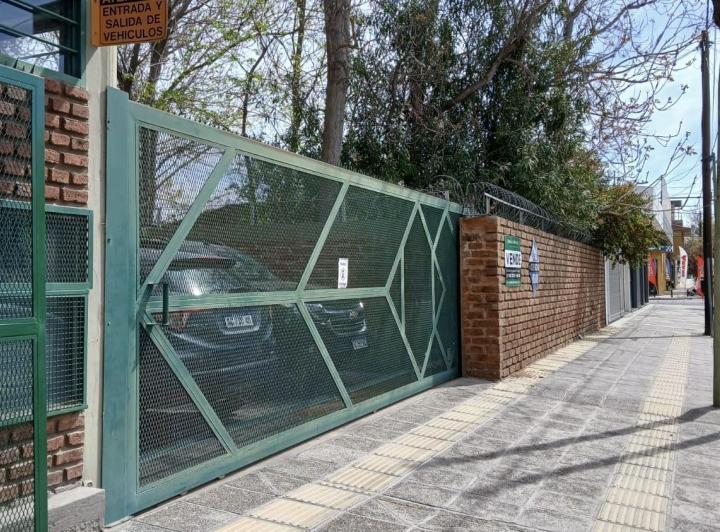 Terreno · 437m²