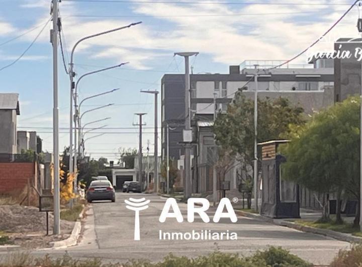 Terreno · 300m²