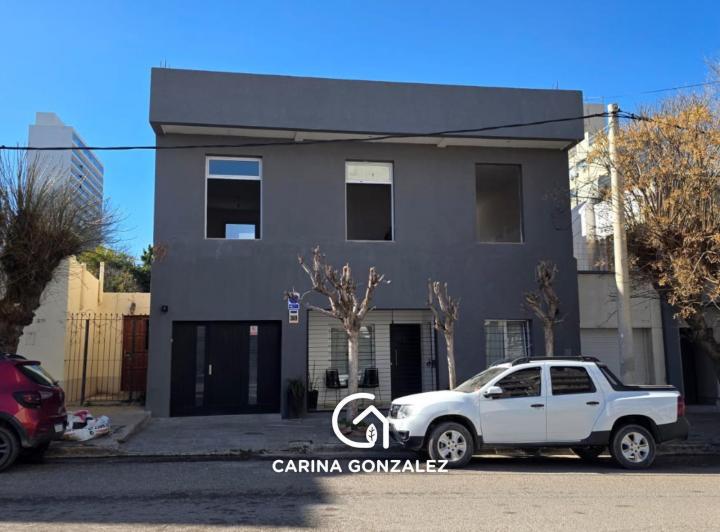 Oficina comercial · 290m² · 9 Ambientes · 1 Cochera