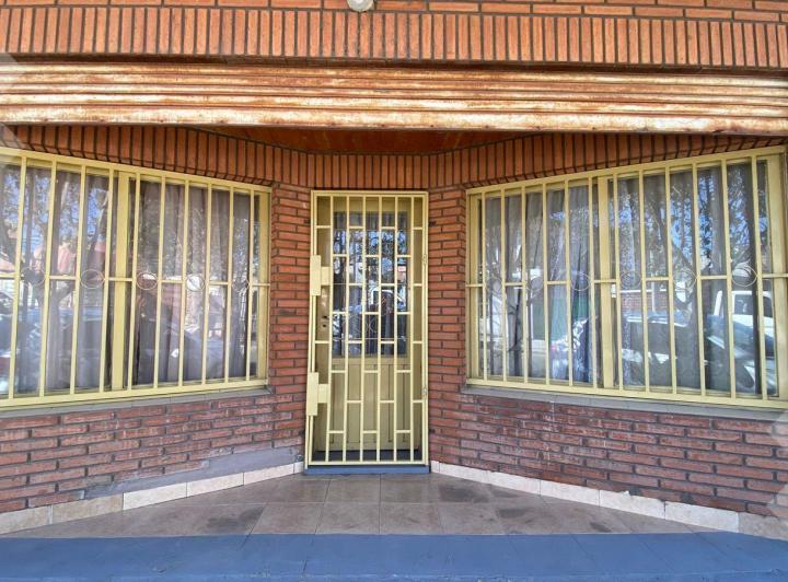 Casa · 189m² · 5 Ambientes · 1 Cochera