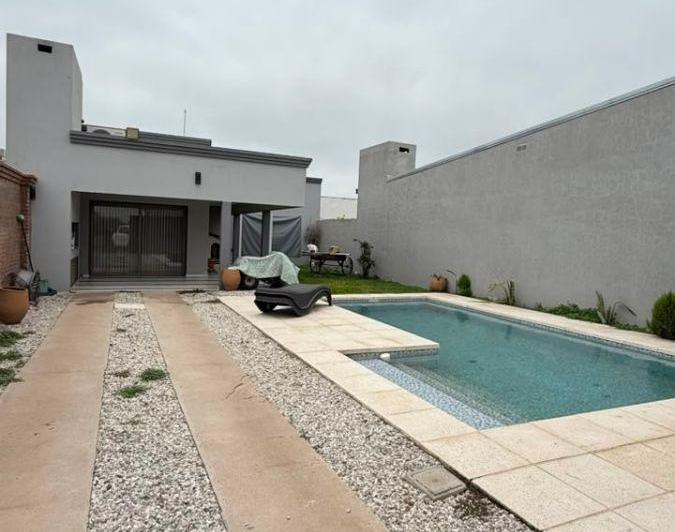 Casa · 110m² · 1 Ambiente