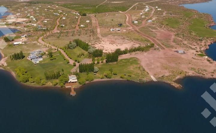 Terreno · 950m²