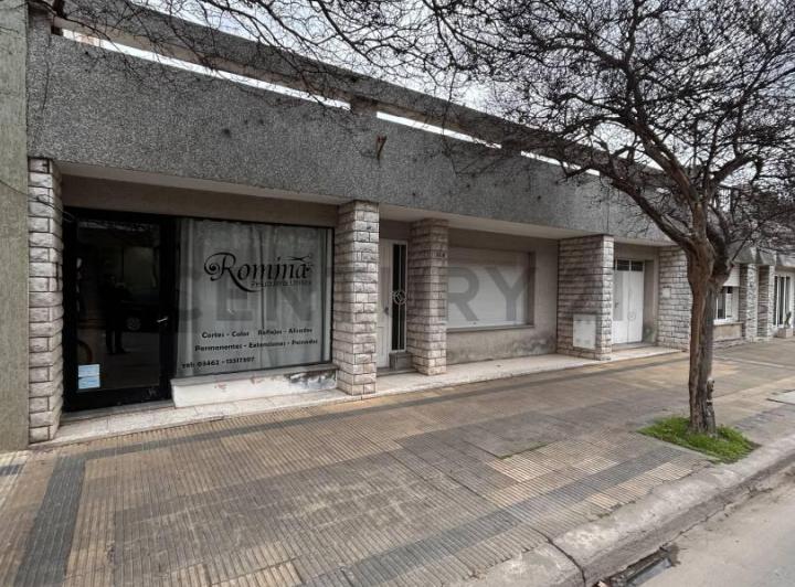 Casa · 153m² · 5 Ambientes · 1 Cochera
