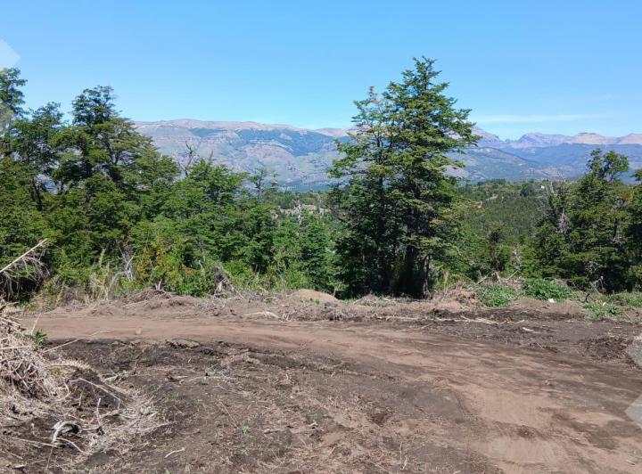 Terreno · 600m²