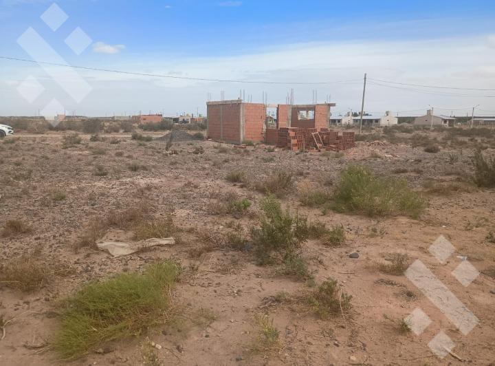 Terreno · 300m²