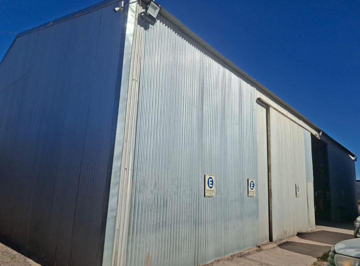 Bodega-Galpón · 1450m² · 5 Cocheras